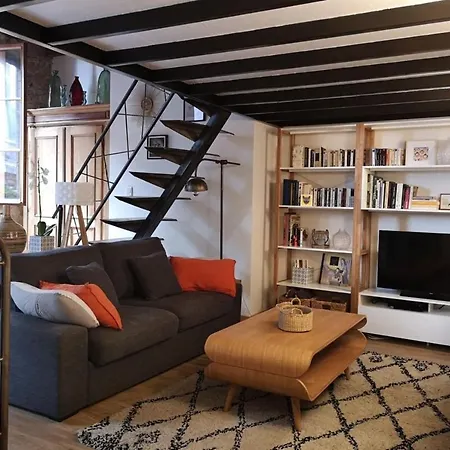 דירה Authentic Loft With Mezzanine & Exposed Stones Heart Of